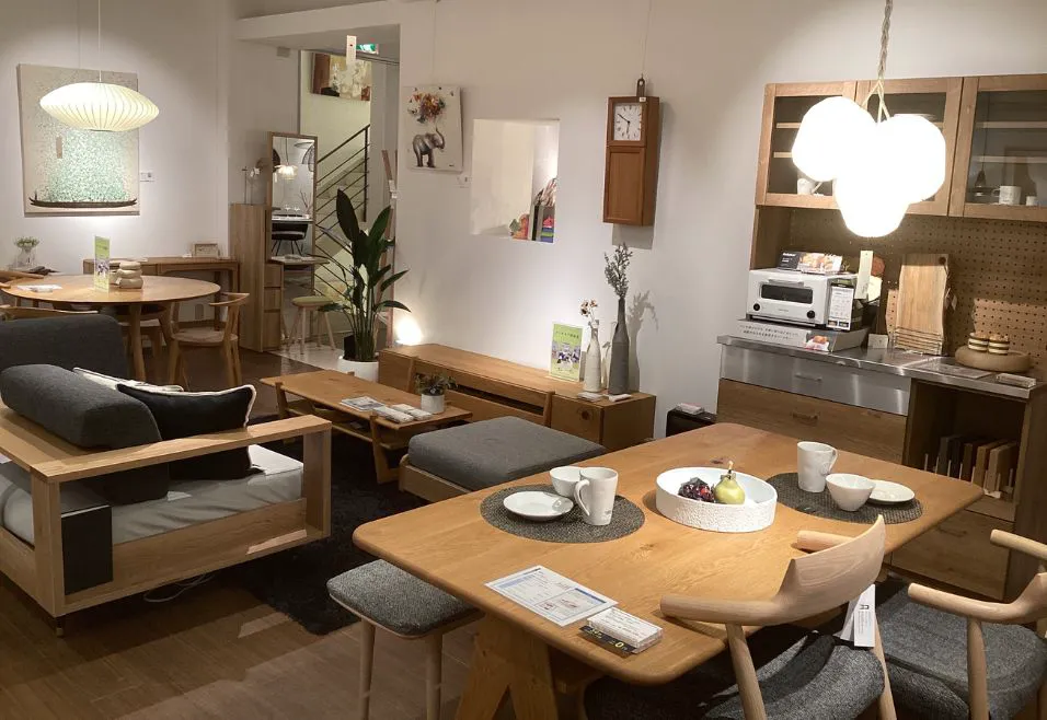 LIVING HOUSE. 堀江店｜店舗検索｜リビングハウス企業サイト【公式